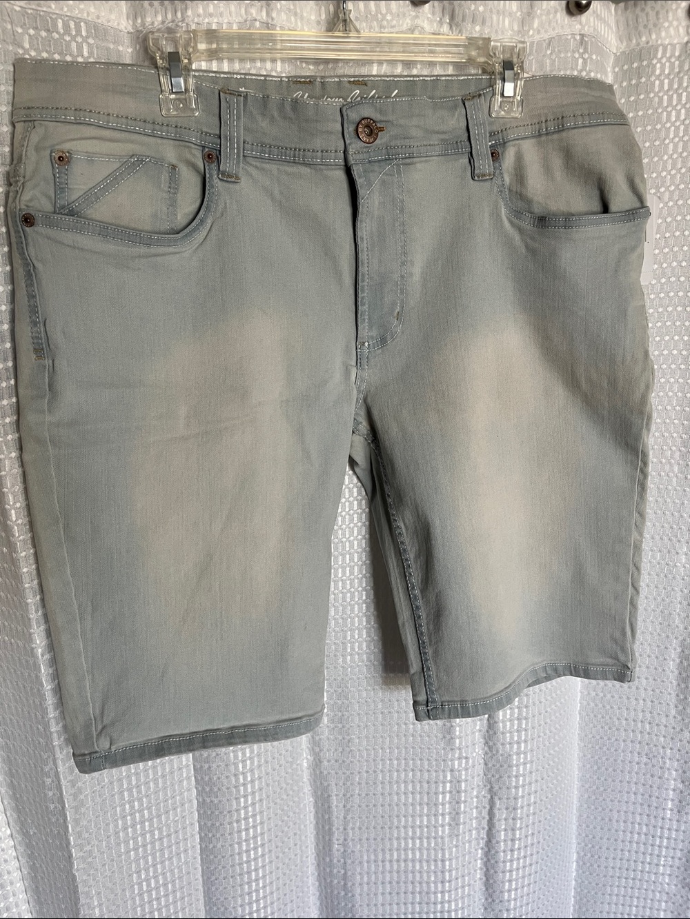Buffalo David Bitton Spencer-X Straight Denim Shorts 34 NWT Light Wash Stretch - Picture 2 of 11